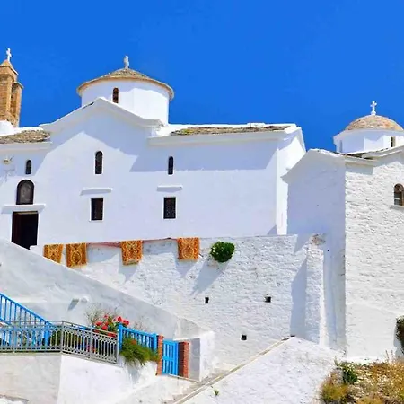 Karavos * Skopelos